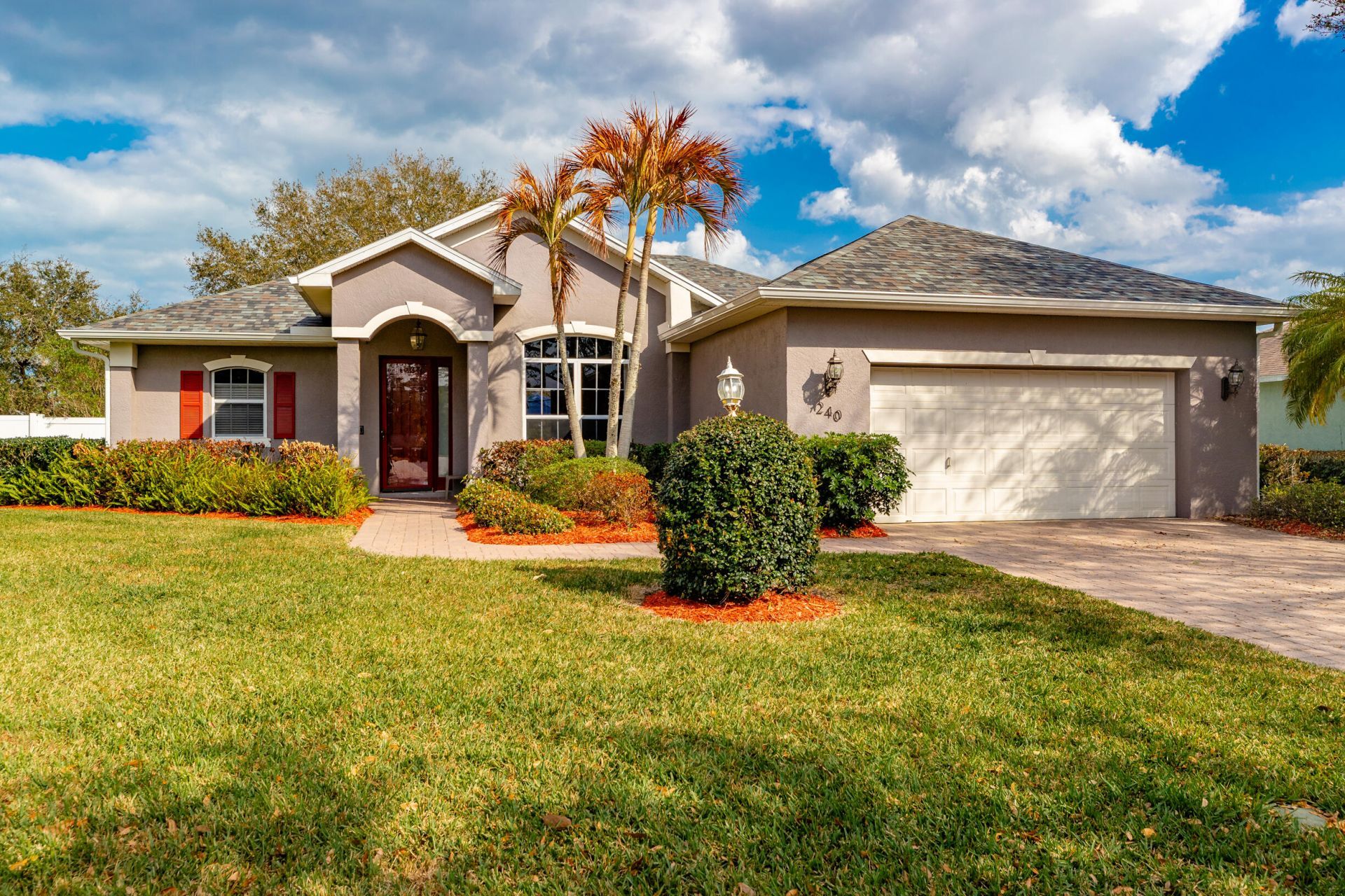 240 SW Champagne Ct Court Sw, Vero Beach, FL 32968 Photo