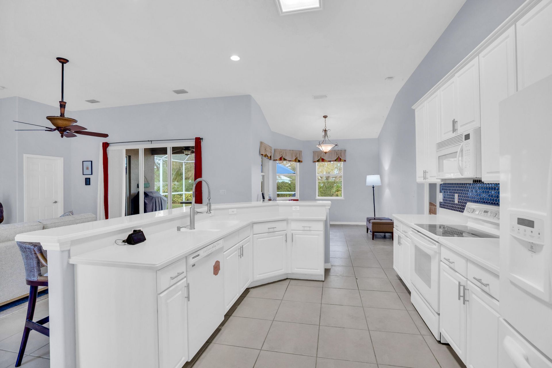 240 SW Champagne Ct Court Sw, Vero Beach, FL 32968 Photo