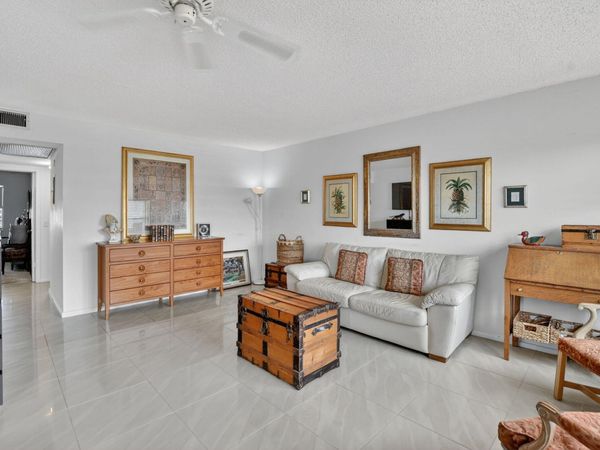 4024 Guildford E, Unit 4024, Boca Raton, FL 33434