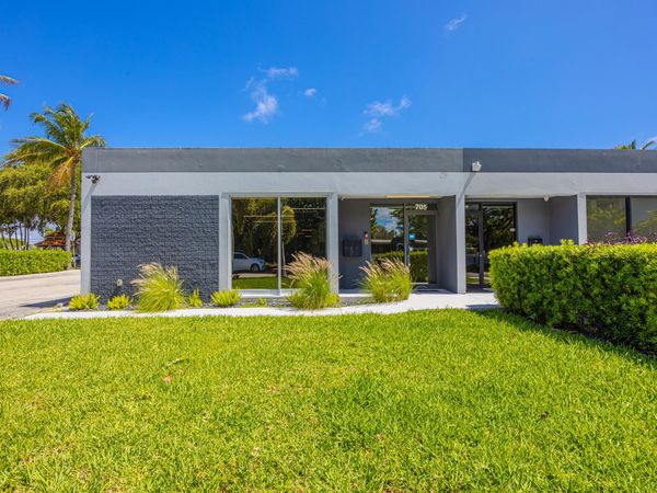 705 Bond Way, Delray Beach, FL 33484