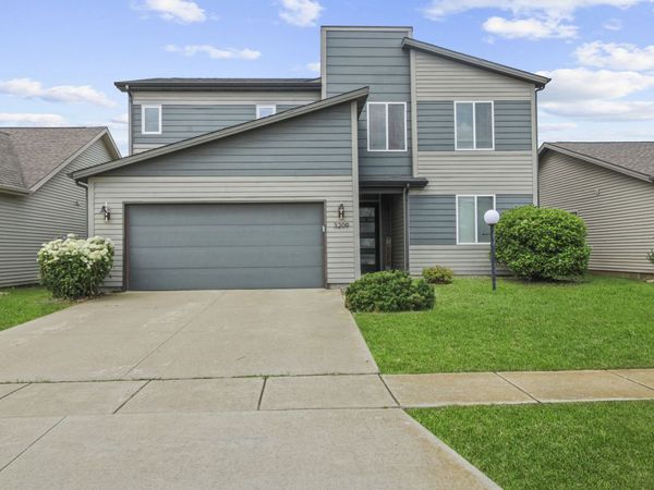 3209 Stanley Lane, Champaign, IL 61822