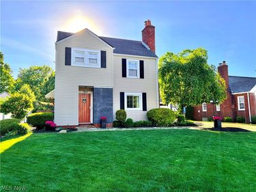 1121 Manor Avenue SW, Canton, OH 44710