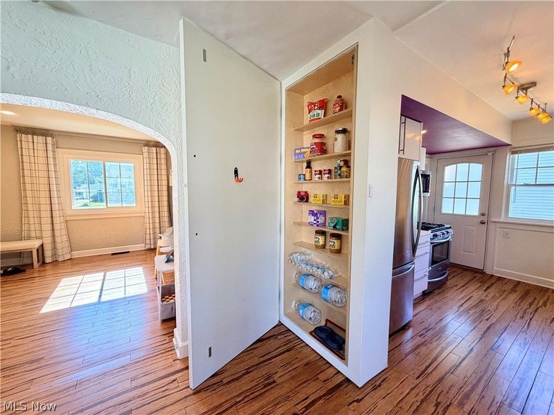 1121 Manor Avenue SW, Canton, OH 44710 Photo 7