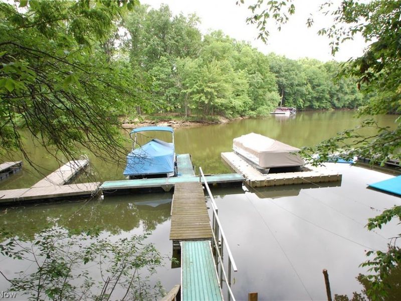 10029 Cummins Drive, Deerfield, OH 44411 Photo 22