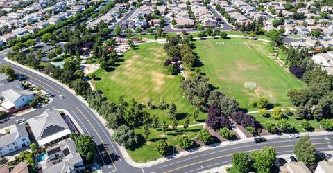 6847 Boa Nova Dr, Elk Grove, CA 95757 Photo