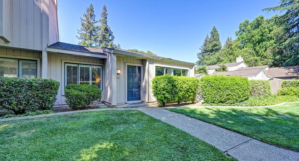 212 Hartnell Pl, Sacramento, CA 95825 Photo