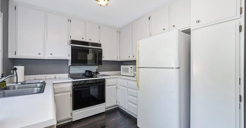 212 Hartnell Pl, Sacramento, CA 95825 Photo