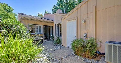 212 Hartnell Pl, Sacramento, CA 95825 Photo