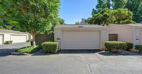 212 Hartnell Pl, Sacramento, CA 95825 Photo