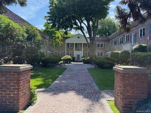 43 N Forest Avenue , Unit G3, Rockville Centre, NY 11570