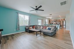 522 Royal Arch Dr.  photo 4