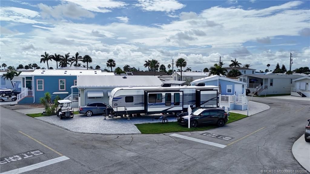 944 Nettles Boulevard, Jensen Beach, FL 34957 Photo