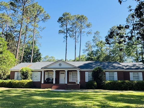118 Woodlawn Drive, Statesboro, GA 30458
