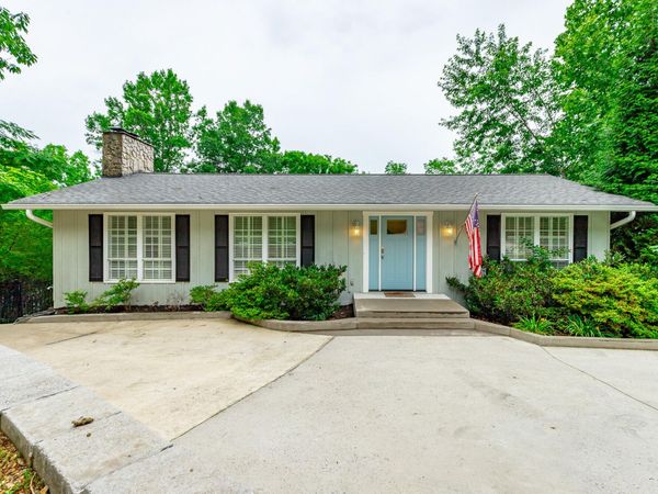 1043 Clift Cave Drive, Soddy Daisy, TN 37379