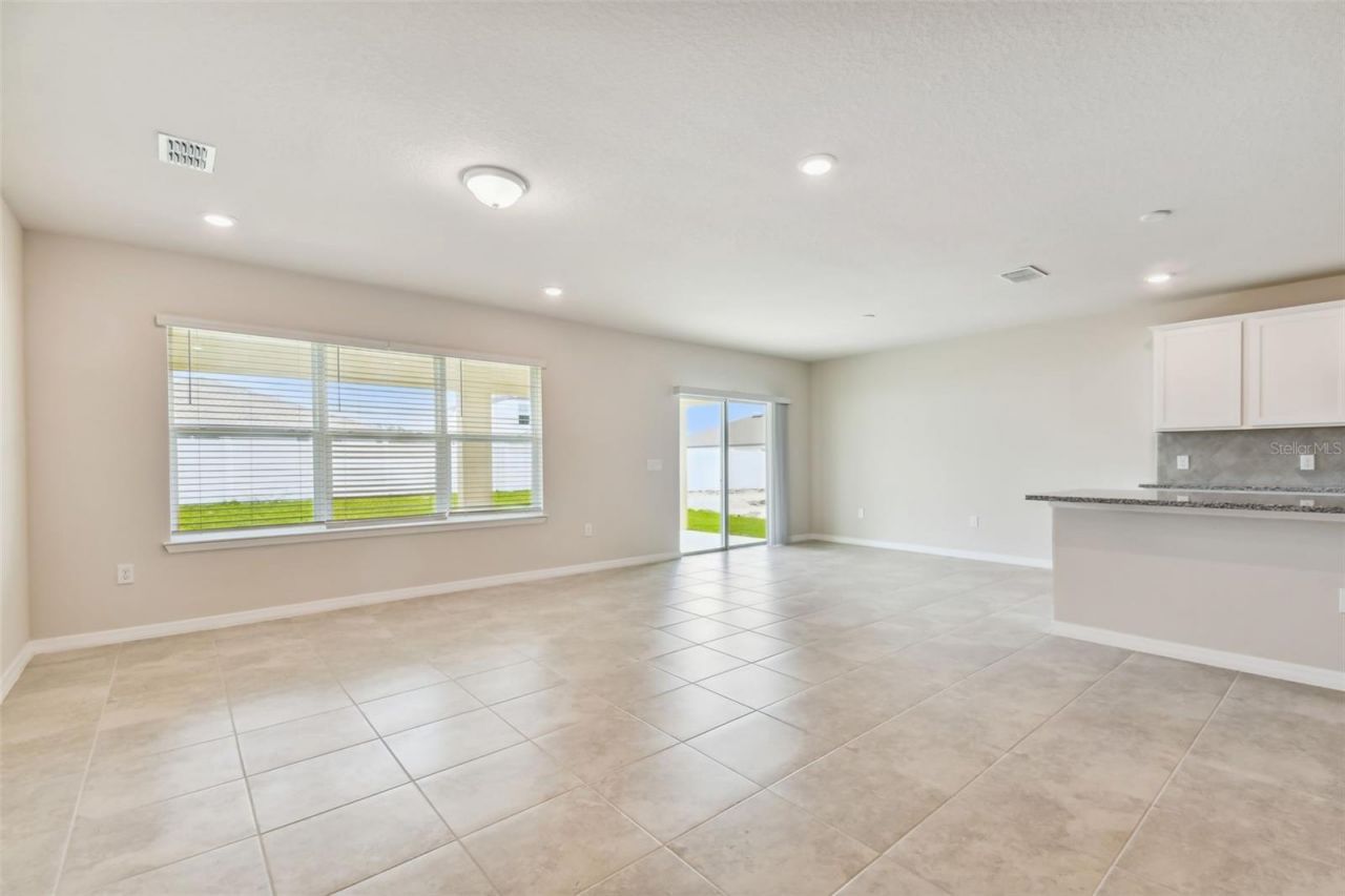 36955 Rio Grande Drive, Zephyrhills, FL 33540 Photo