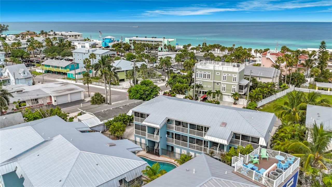 205 Highland Avenue, Unit 3, Bradenton Beach, FL 34217 Photo