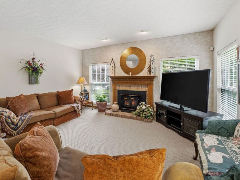 4501 Highland Meadows Court, Hilliard, OH 43026 Photo 2