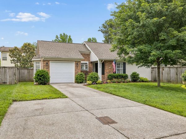 806 Brandyleigh Ct, Franklin, TN 37069