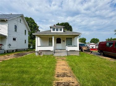 828 Miami Street, Youngstown, OH 44505