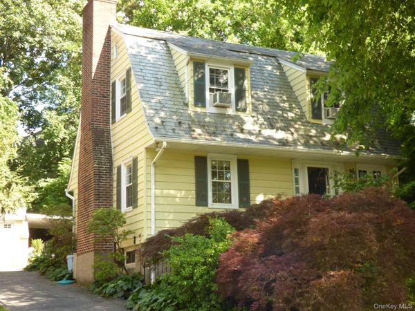 100 Potter Road , Scarsdale, NY 10583