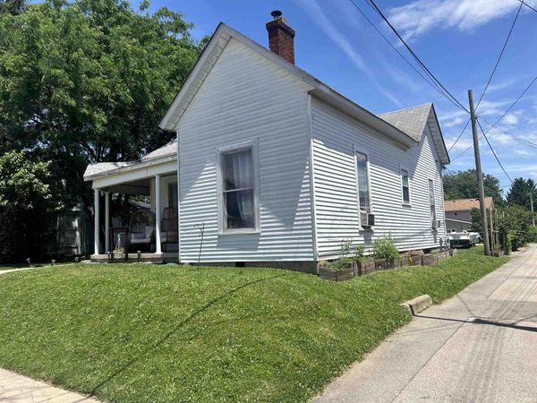 133 N Main Street, Albany, IN 47320