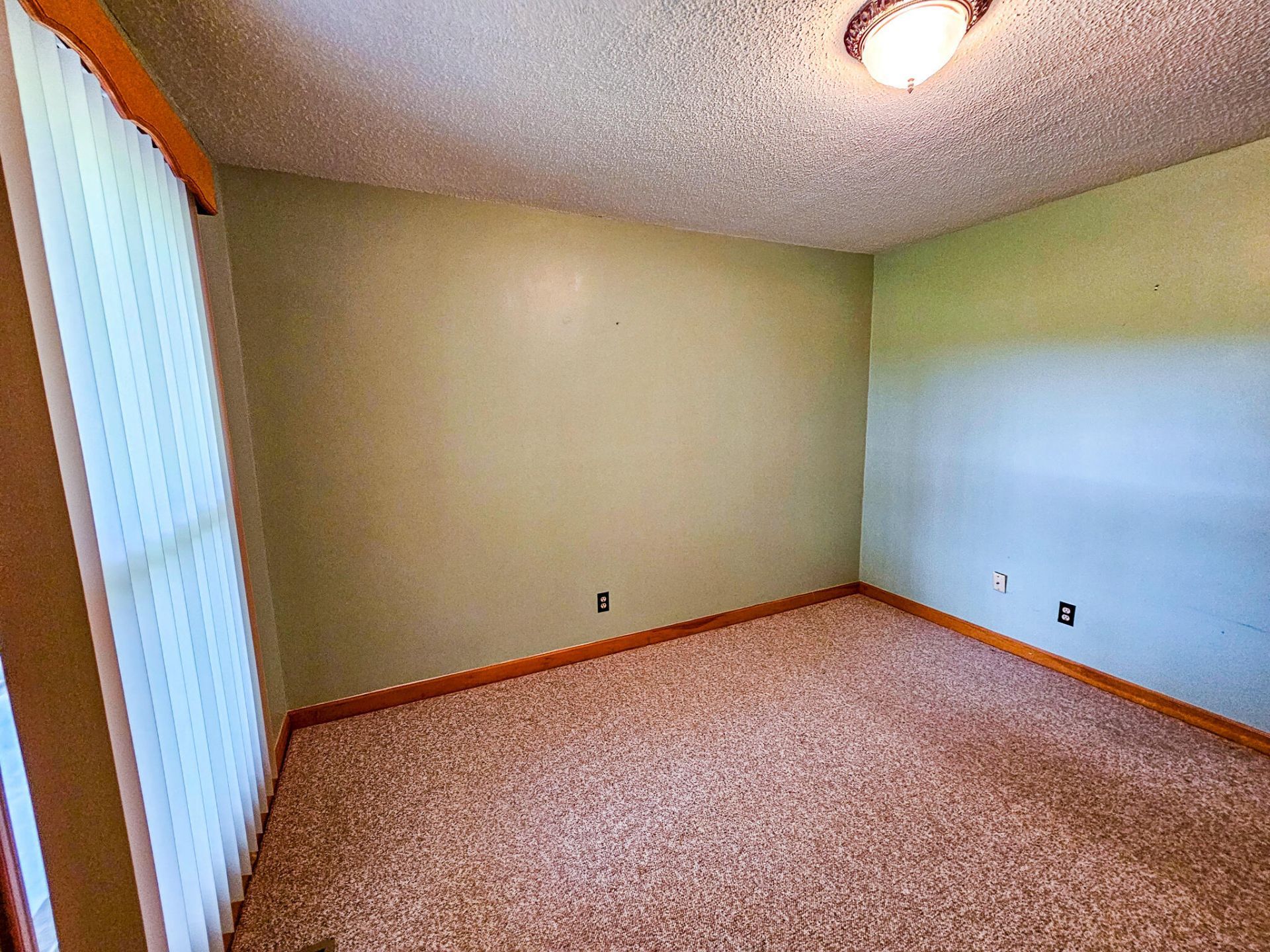 192 Lazy Bee Lane Photo 38