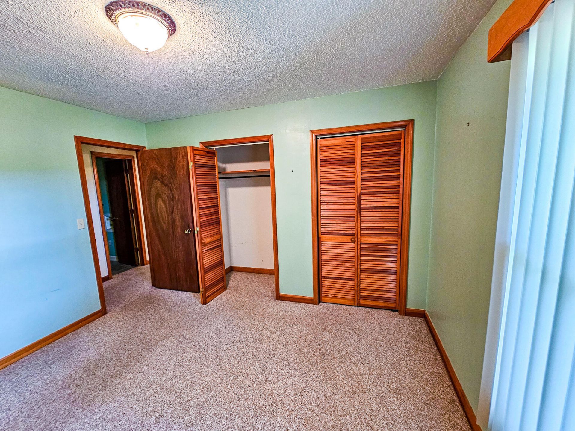 192 Lazy Bee Lane Photo 39