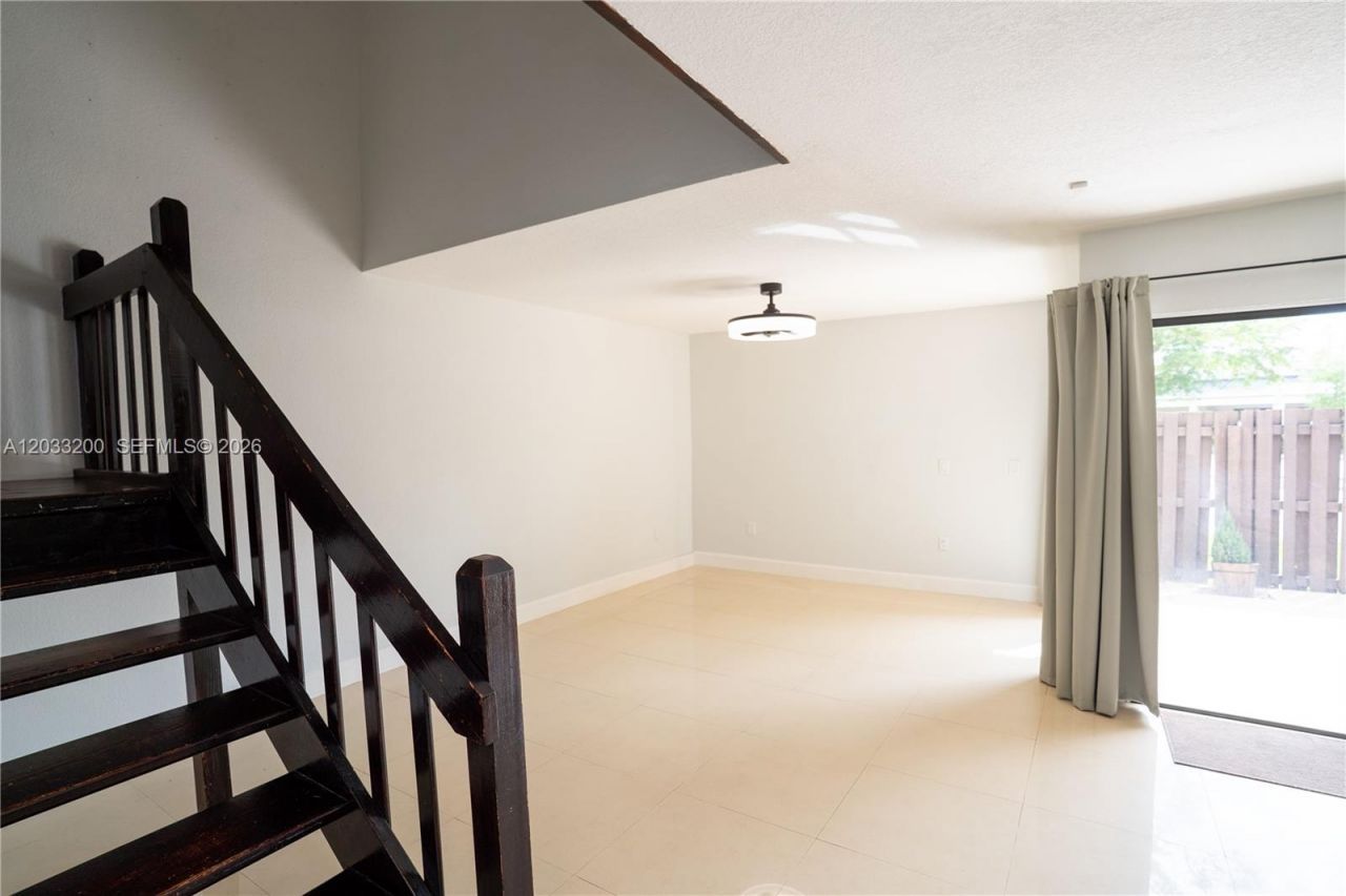 11033 SW 132nd Ct , Unit 14-4, Miami, FL 33186 Photo