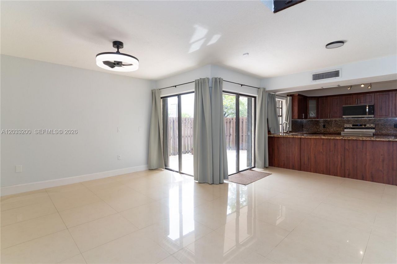 11033 SW 132nd Ct , Unit 14-4, Miami, FL 33186 Photo