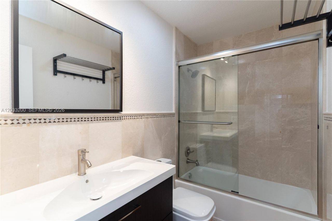 11033 SW 132nd Ct , Unit 14-4, Miami, FL 33186 Photo