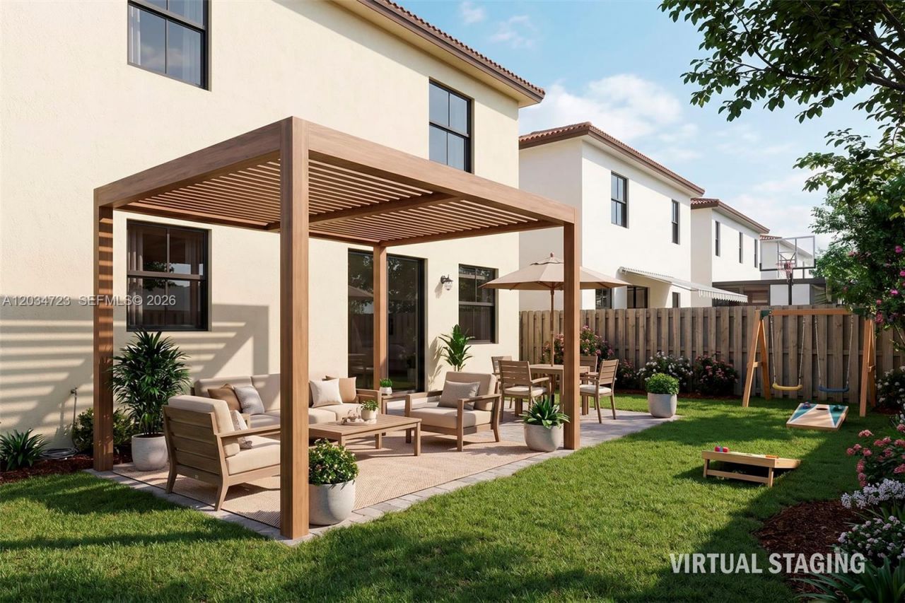 8890 NW 99th Path, Doral, FL 33178 Photo