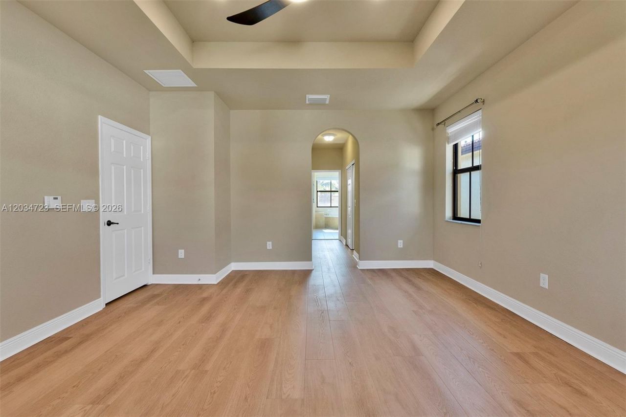 8890 NW 99th Path, Doral, FL 33178 Photo
