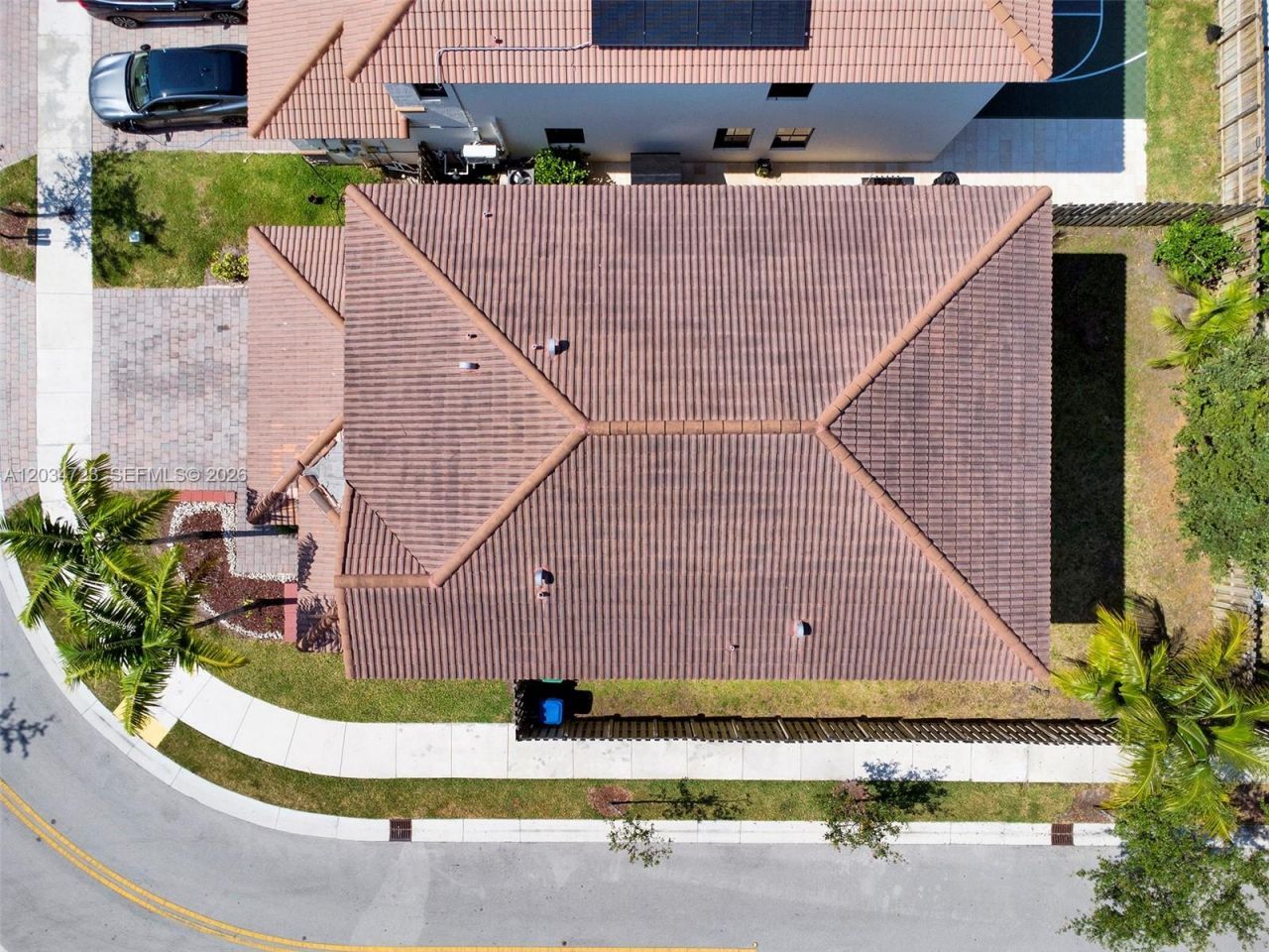 8890 NW 99th Path, Doral, FL 33178 Photo