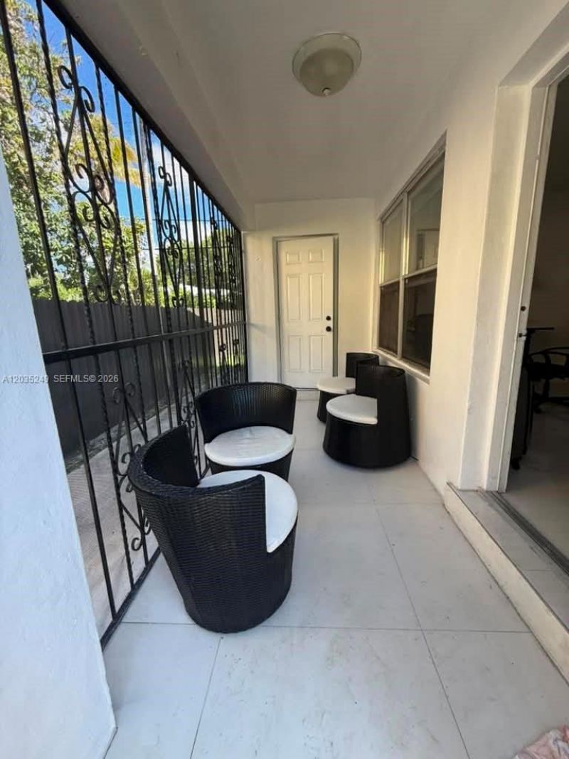 78 NE 43rd St , Miami, FL 33137 Photo