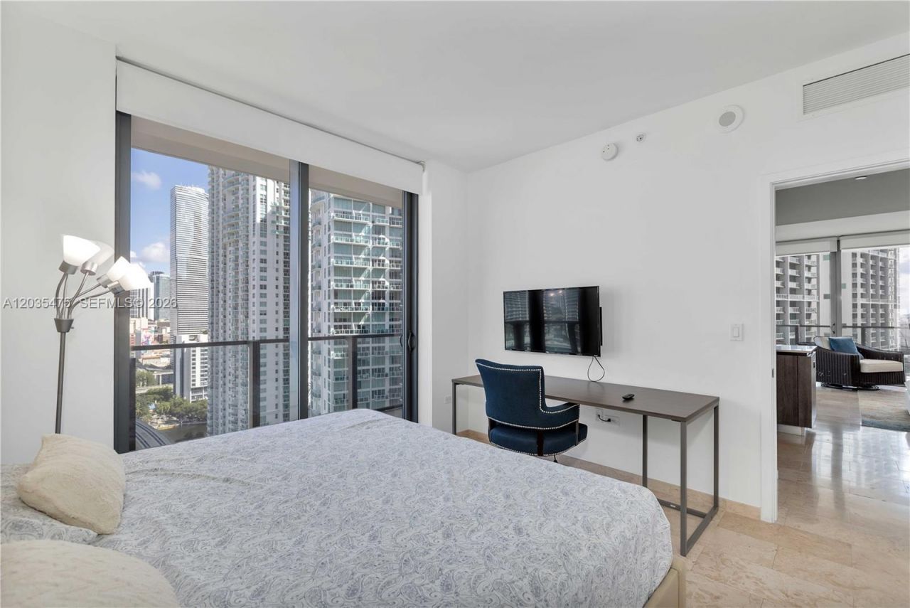 68 SE 6th St , Unit 1611, Miami, FL 33131 Photo
