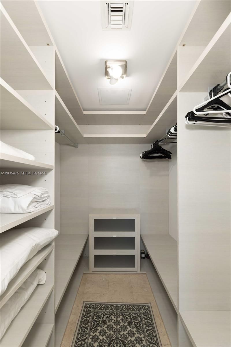 68 SE 6th St , Unit 1611, Miami, FL 33131 Photo
