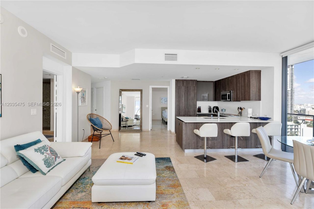 68 SE 6th St , Unit 1611, Miami, FL 33131 Photo