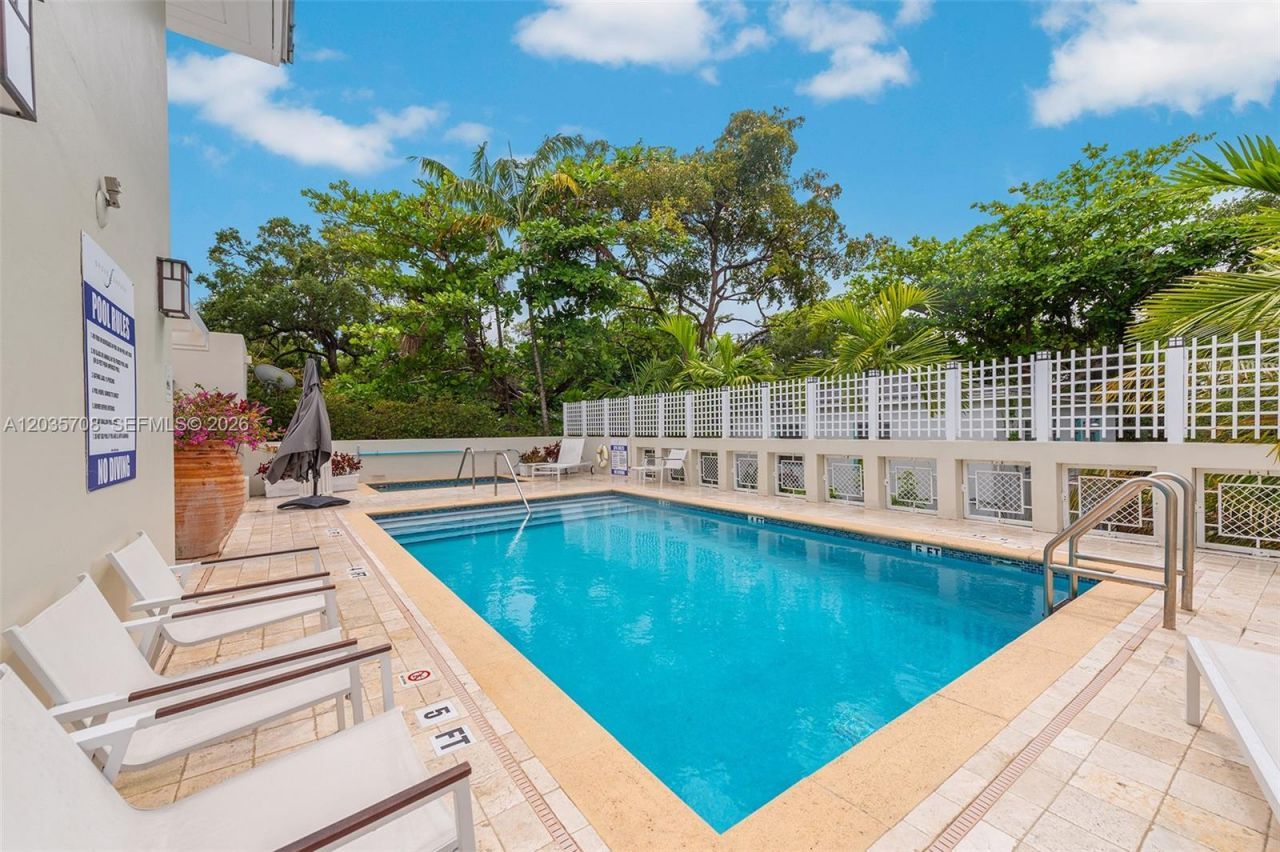 3540 Main Hwy , Unit 401, Miami, FL 33133 Photo