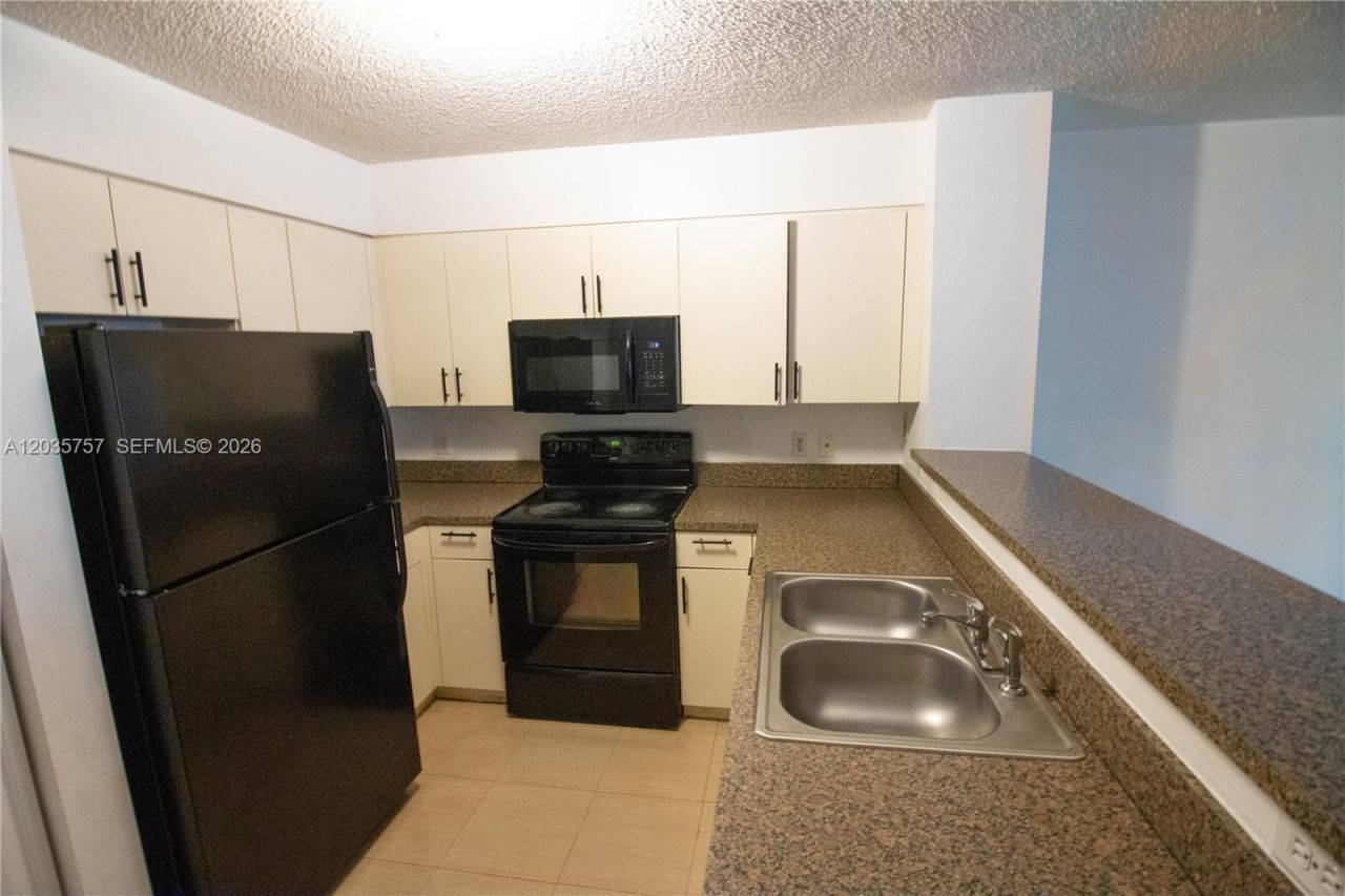 4500 NW 107th Ave , Unit 108-9, Doral, FL 33178 Photo