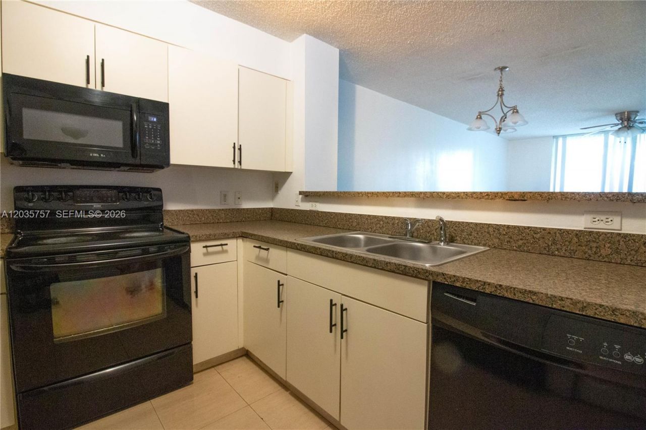 4500 NW 107th Ave , Unit 108-9, Doral, FL 33178 Photo