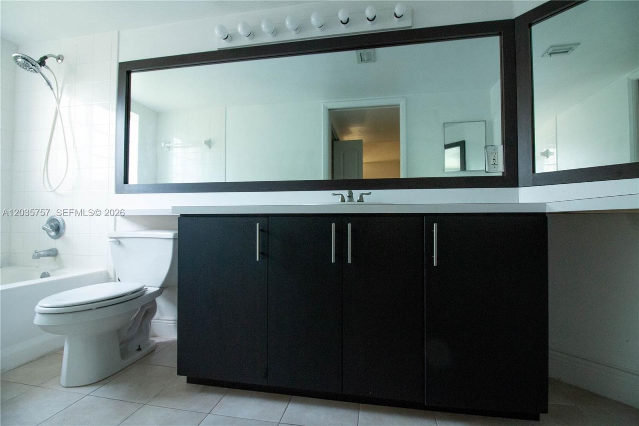 4500 NW 107th Ave , Unit 108-9, Doral, FL 33178 Photo