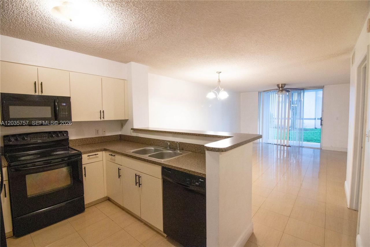 4500 NW 107th Ave , Unit 108-9, Doral, FL 33178 Photo