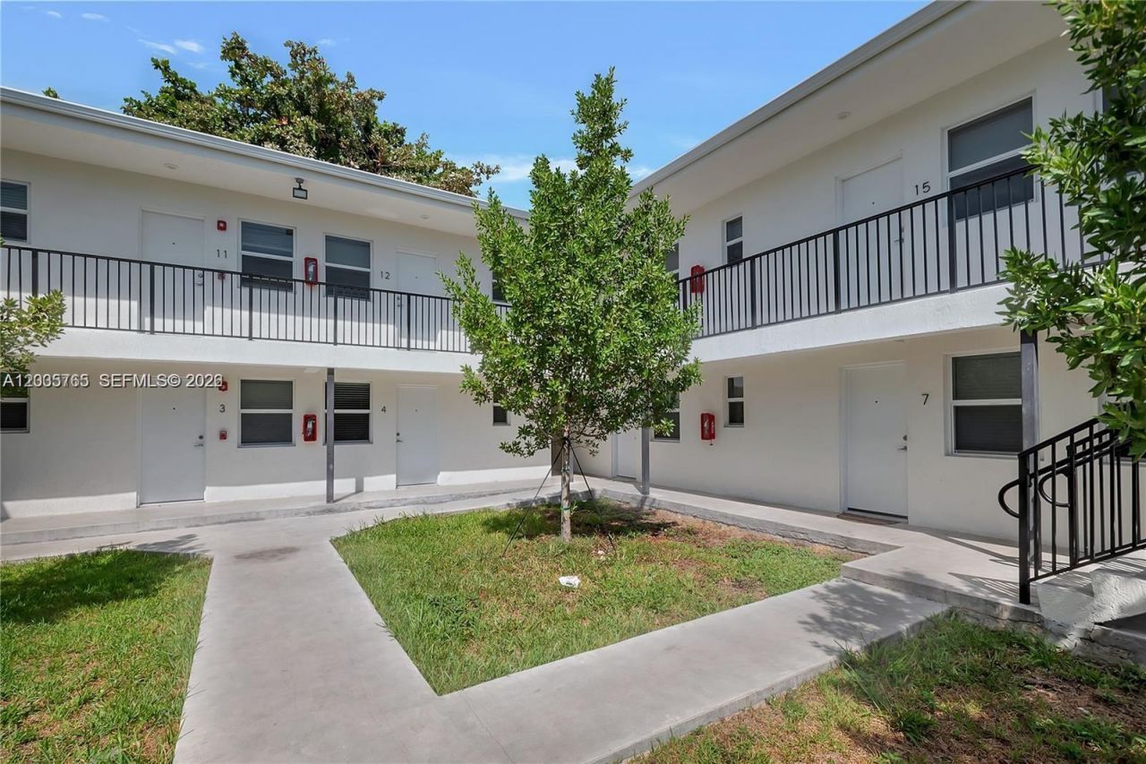 1710 NW 1st Ct, Unit 13, Miami, FL 33136 Photo