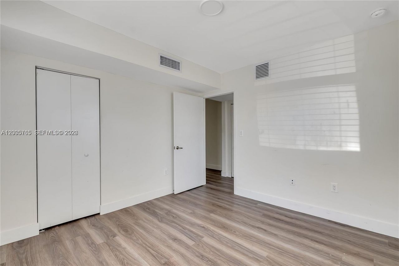 1710 NW 1st Ct, Unit 13, Miami, FL 33136 Photo