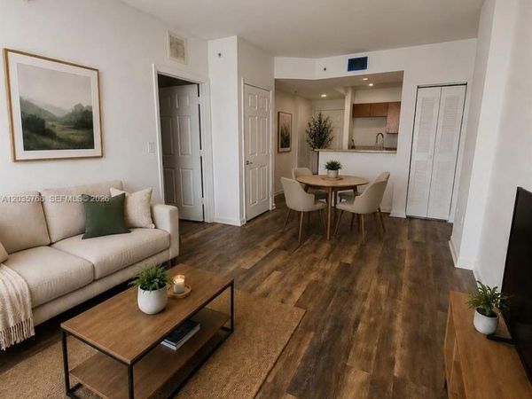 120 SW 8th Ave, Unit 502, Miami, FL 33130
