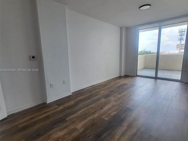 120 SW 8th Ave , Unit 502, Miami, FL 33130