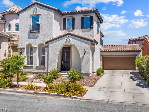 10242 Garden State Drive, Las Vegas, NV 89135