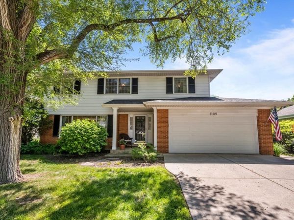 1109 Terrace Lane , Glenview, IL 60025