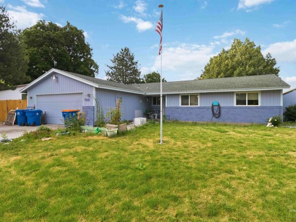 7685 W Mojave Dr, Boise, ID 83709