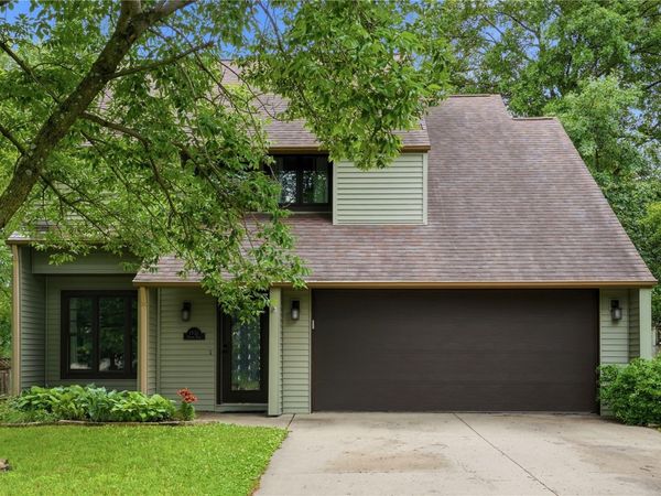 1932 Holiday Road, Coralville, IA 52241